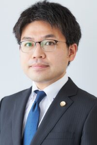 弁護士　村本　拓哉の写真