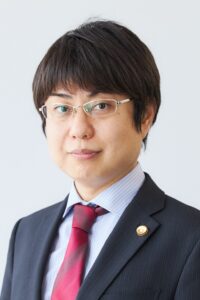 弁護士　平栗　丈嗣の写真